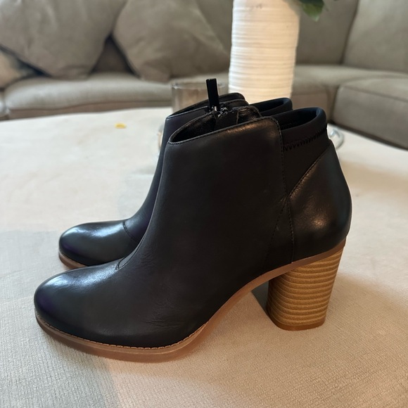 SoftWalk Black Ankle Boots with Tan Heel - Picture 1 of 7